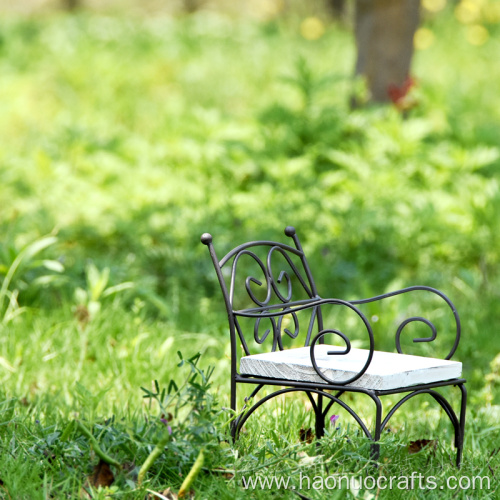 The Mini Iron Art garden chair